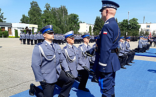 Nowi oficerowie w Wyższej Szkole Policji w Szczytnie. Promocję odebrało ponad stu funkcjonariuszy